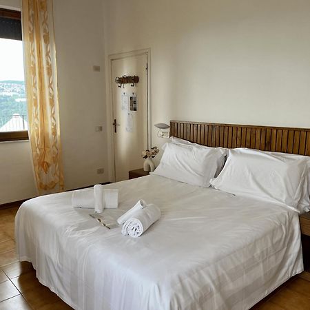 Villa Marina Кьянчано-Терме Экстерьер фото